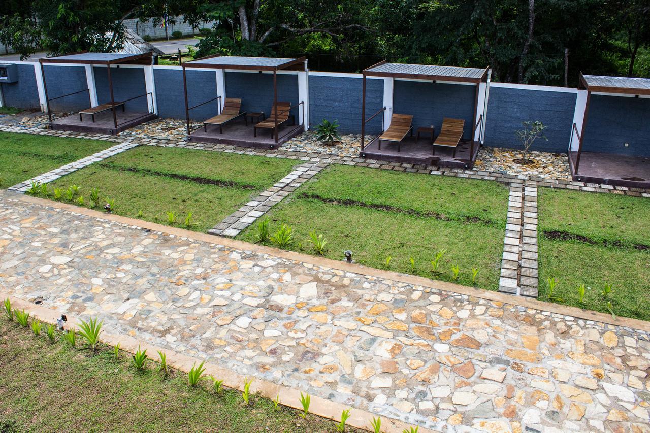 The Gizza Hotel Anuradhapura Exterior foto